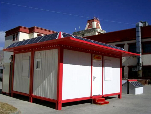 Flat pack container house + solar FC09