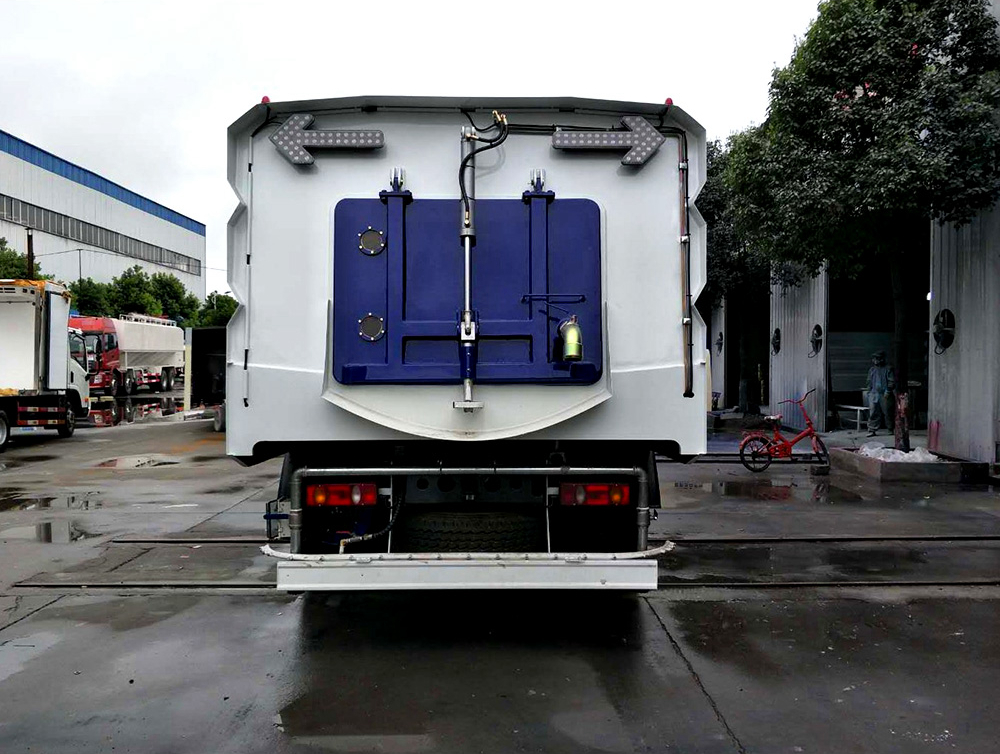 Road sweeper