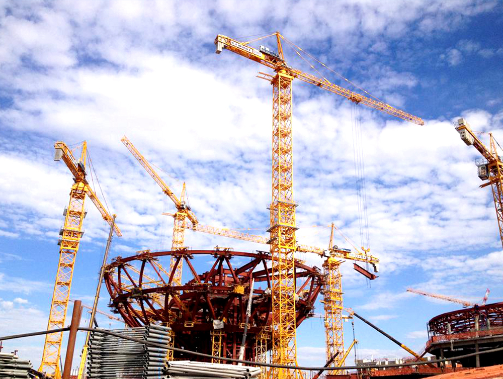Hammerhead tower crane