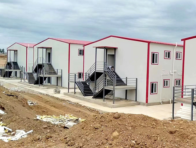 Prefab T house T08