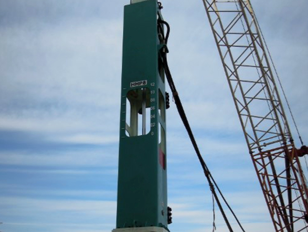 Hydraulic impact hammer